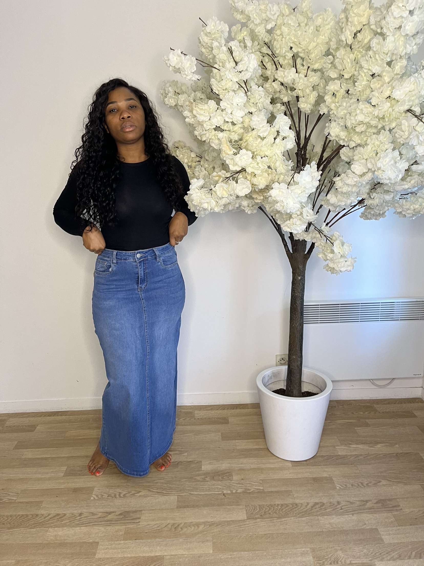 Jupe en jeans sans fente plusieurs modèles et couleurs