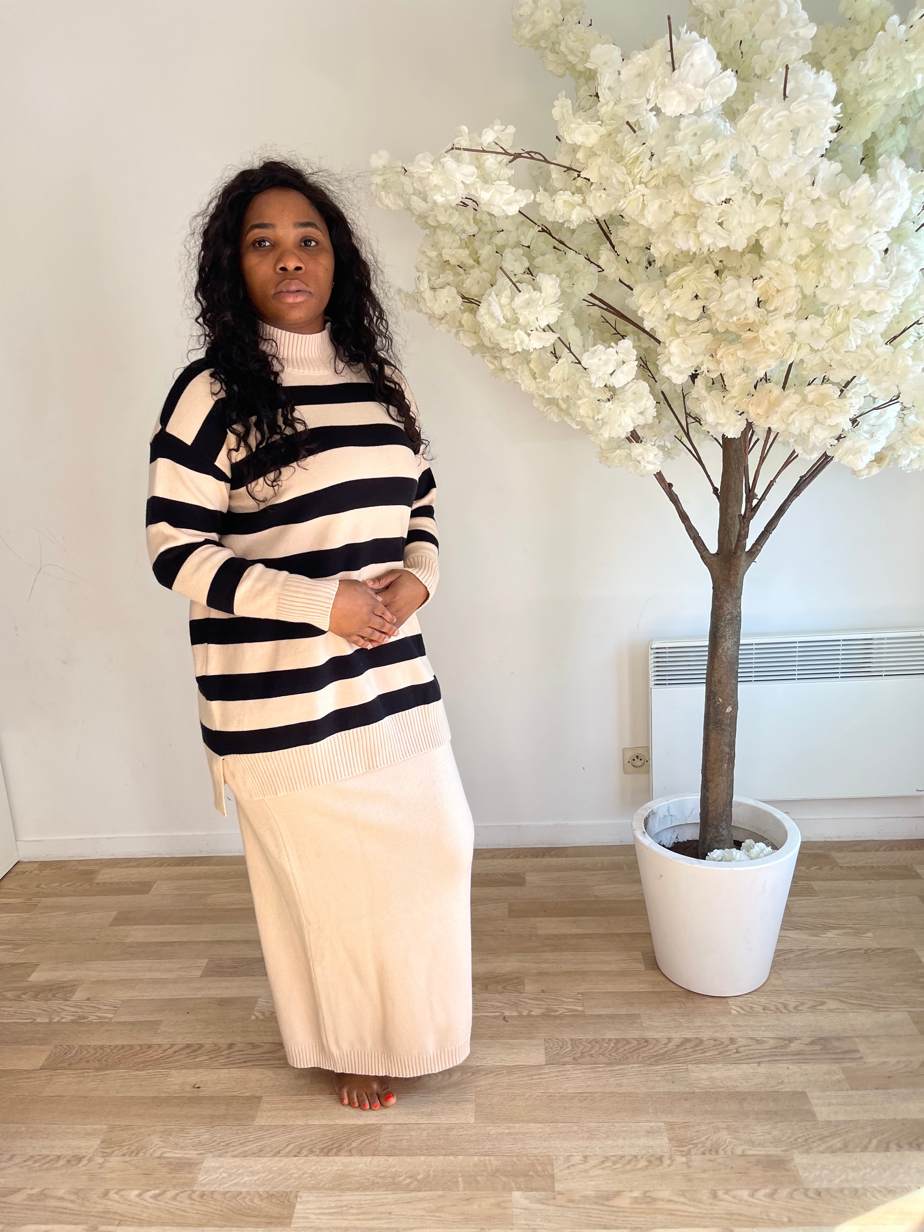 Ensemble deux pièces tunique et jupe en maille