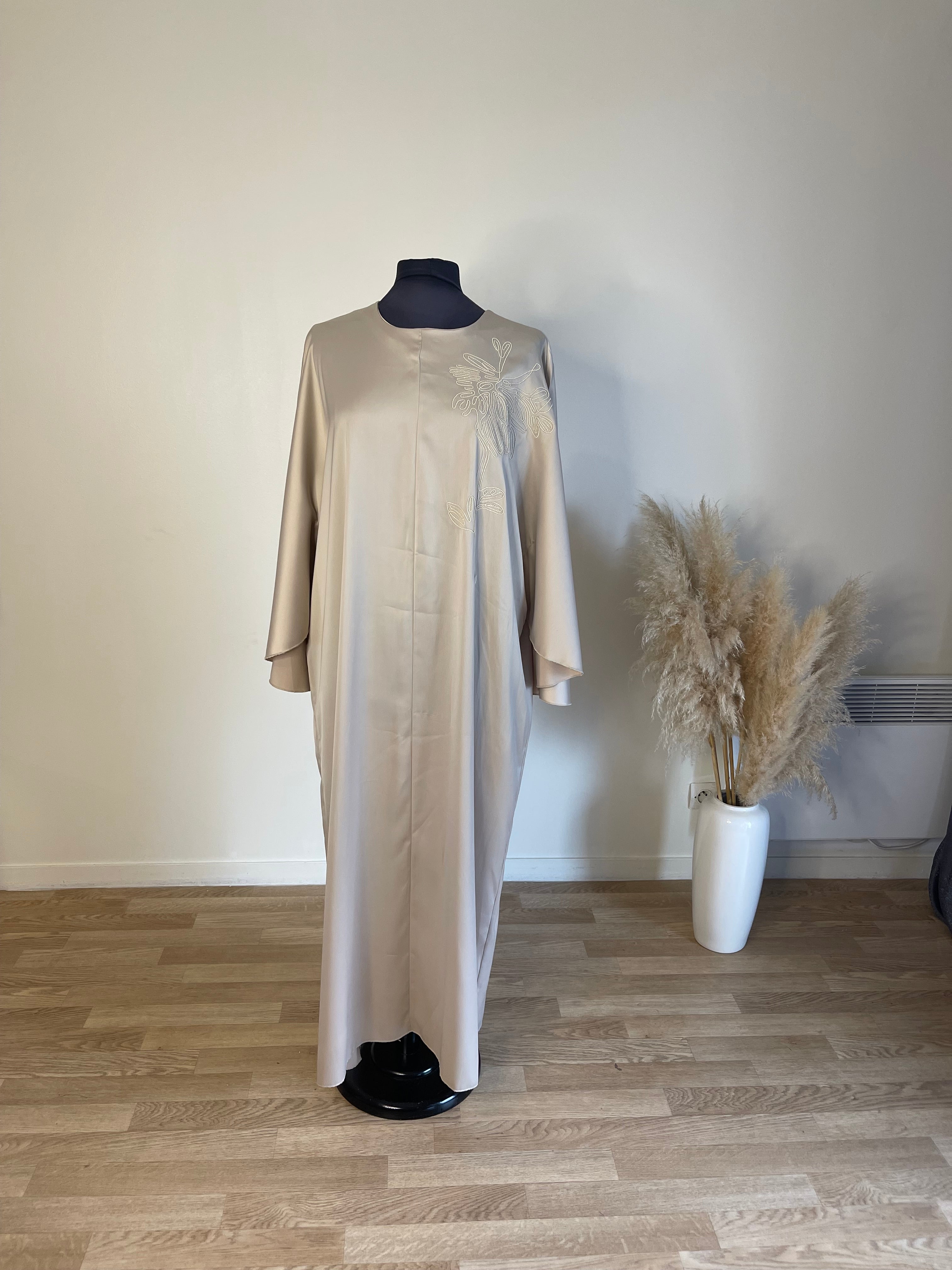 Abaya Zora